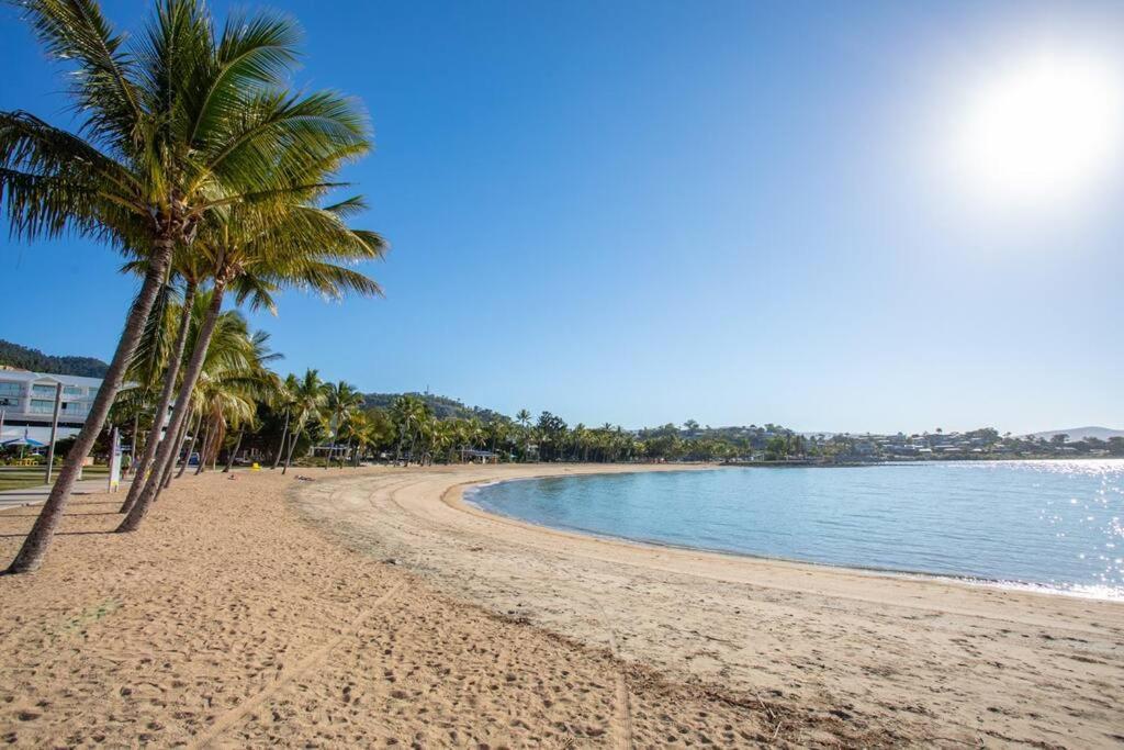 Ocean View 33A Studio Pool Ocean View Wifi Airlie Beach Buitenkant foto