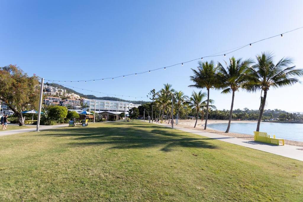 Ocean View 33A Studio Pool Ocean View Wifi Airlie Beach Buitenkant foto