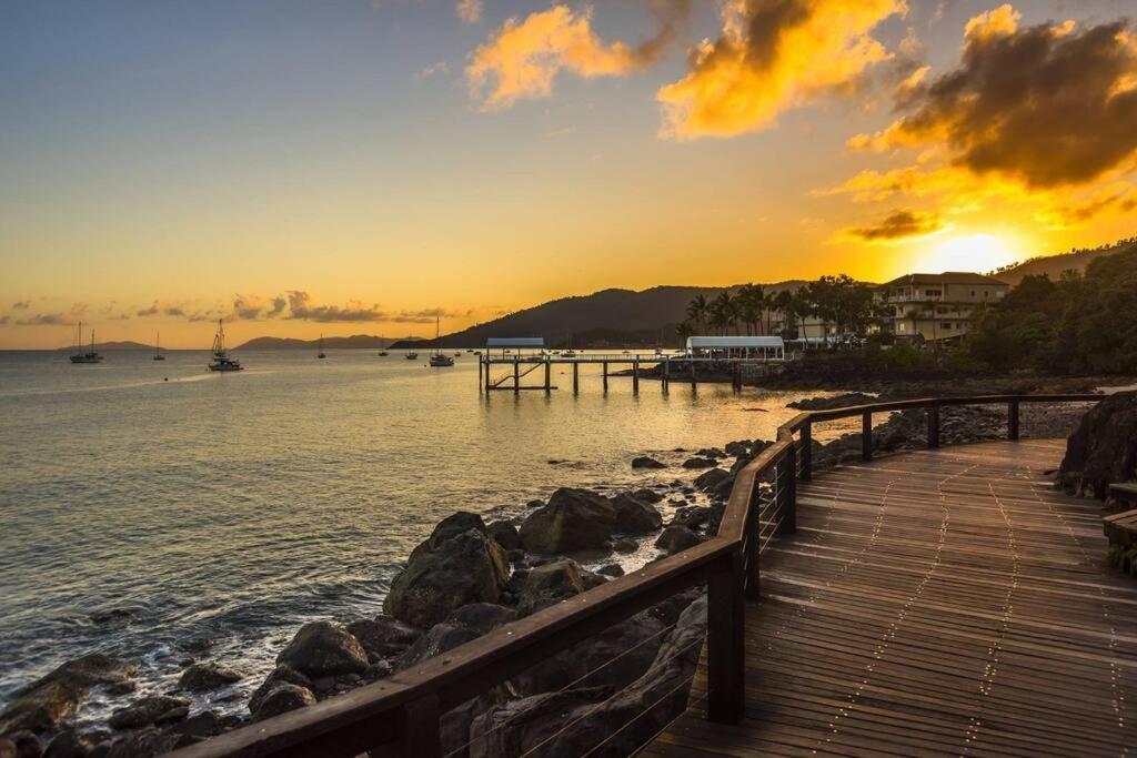 Ocean View 33A Studio Pool Ocean View Wifi Airlie Beach Buitenkant foto