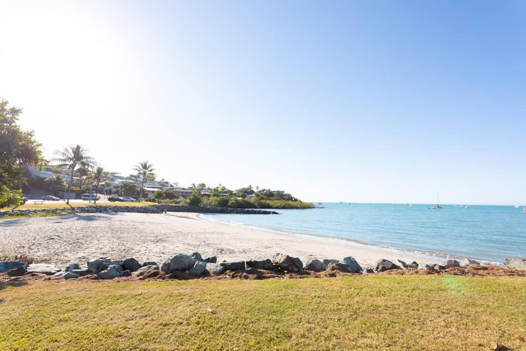 Ocean View 33A Studio Pool Ocean View Wifi Airlie Beach Buitenkant foto