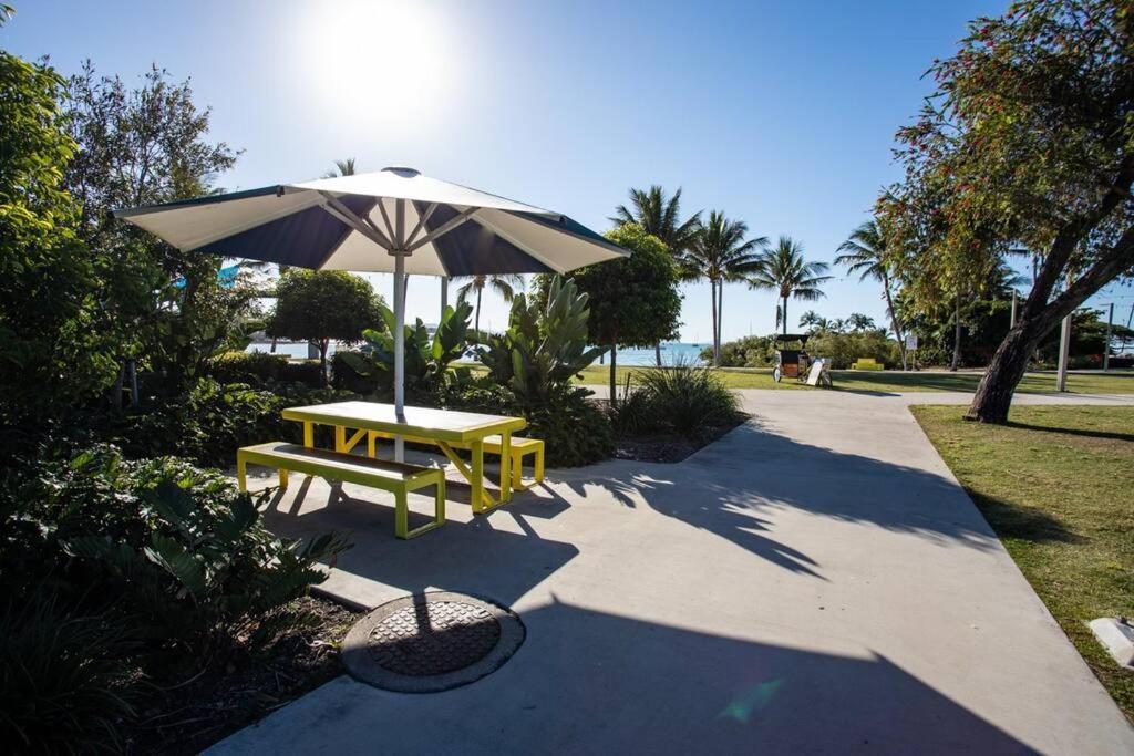 Ocean View 33A Studio Pool Ocean View Wifi Airlie Beach Buitenkant foto